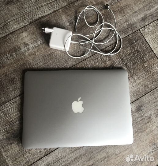 Apple MacBook Air 13 Mid2012