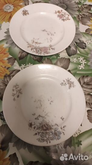 Тарелки Кузнецов две штуки d24 см