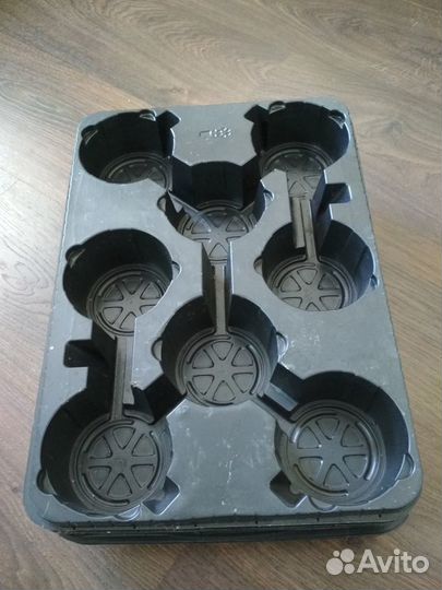 Котовник, гвоздика, поддон под горшки, вермикулит