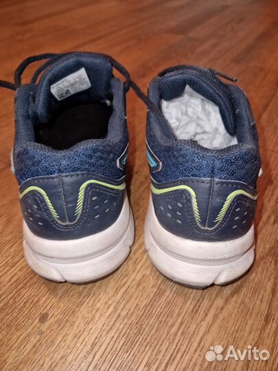 Кроссовки asics