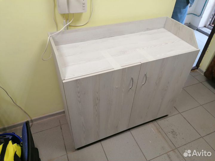 Торговые стеллажи, прилавки, витрины (новые)