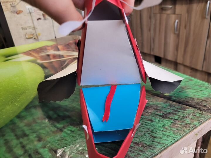 Дракон на руку, Чит. Опис