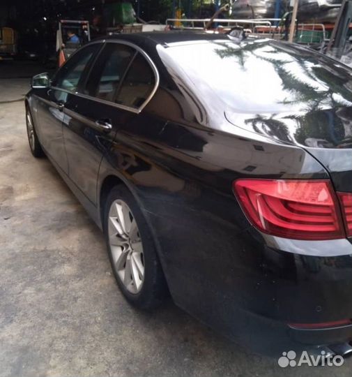 В разборе BMW 528i (F10) 2013г. 2,0л