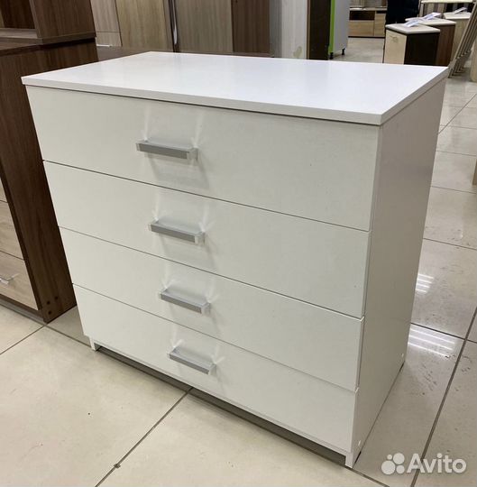 Комод белый 4 ящика