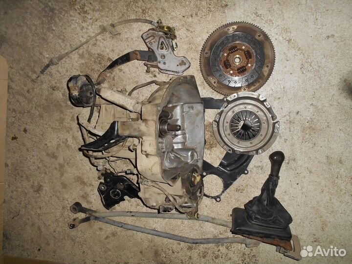 Nissan sunny B14 МКПП