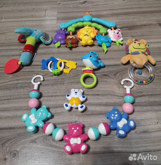 Игрушки погремушки, прорезыватель
