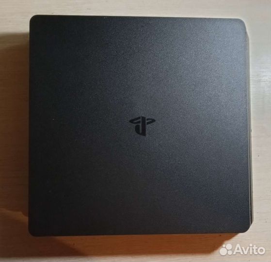Sony playstation 4 slim