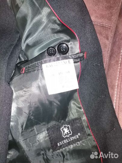 Костюм тройка