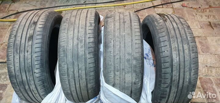 Yokohama BluEarth AE50 235/55 R18 100V