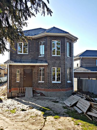 Коттедж 121 м² на участке 5 сот.