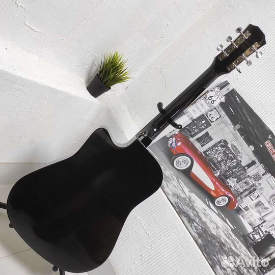 Гитара акустическая новая