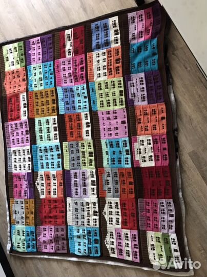 Плед вязаный на кровать