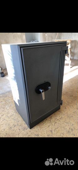 Сейф для денег большой