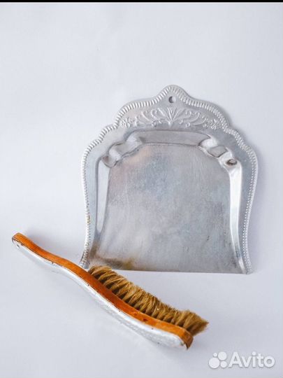 Совок и щетка СССР