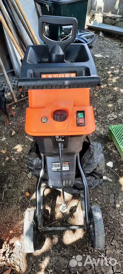 Электрический садовый измельчитель