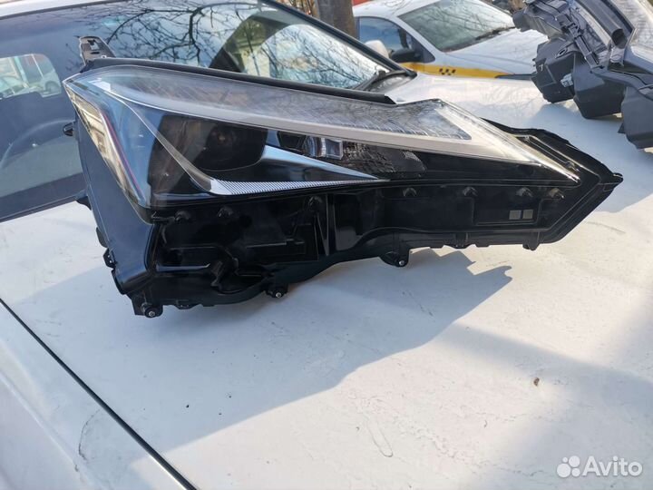 Фара правая lexus ux led usa