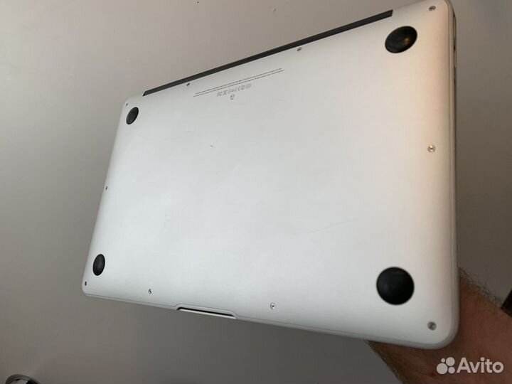 MacBook Air 11-inch A1465