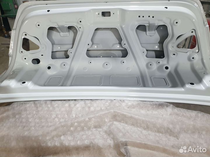 Крышка багажника kia rio 4