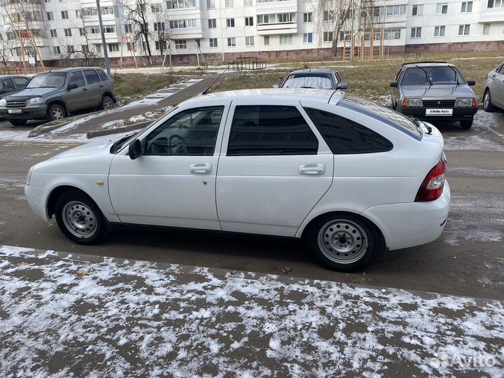 LADA Priora 1.6 МТ, 2011, 180 000 км