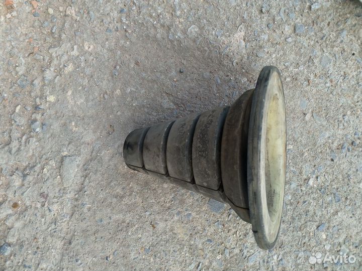 Опора Пружины заднего моста Toyota Prado 150