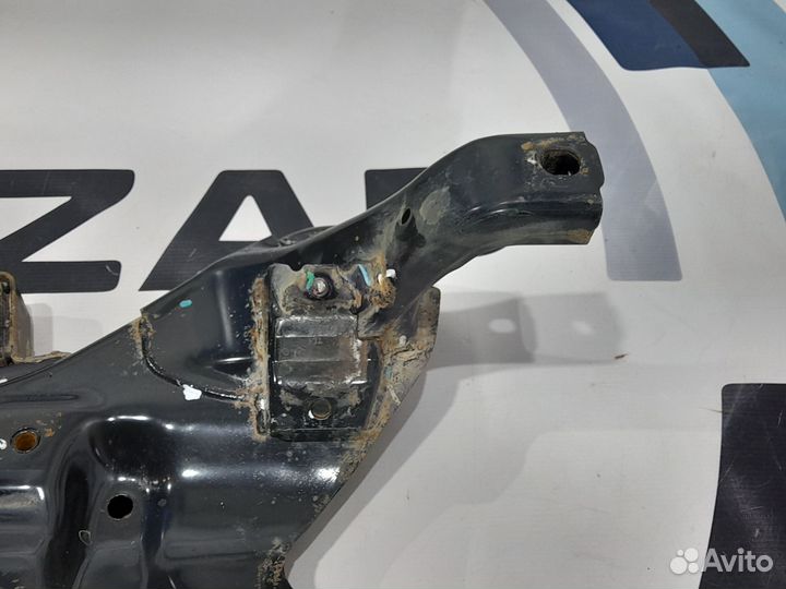 Передний подрамник Kia Sportage 3 2WD АКПП