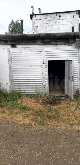 Гараж, > 30 м²