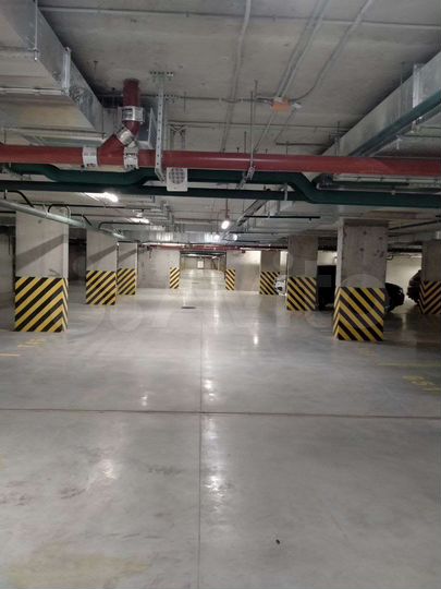 Машиноместо, 13 м²