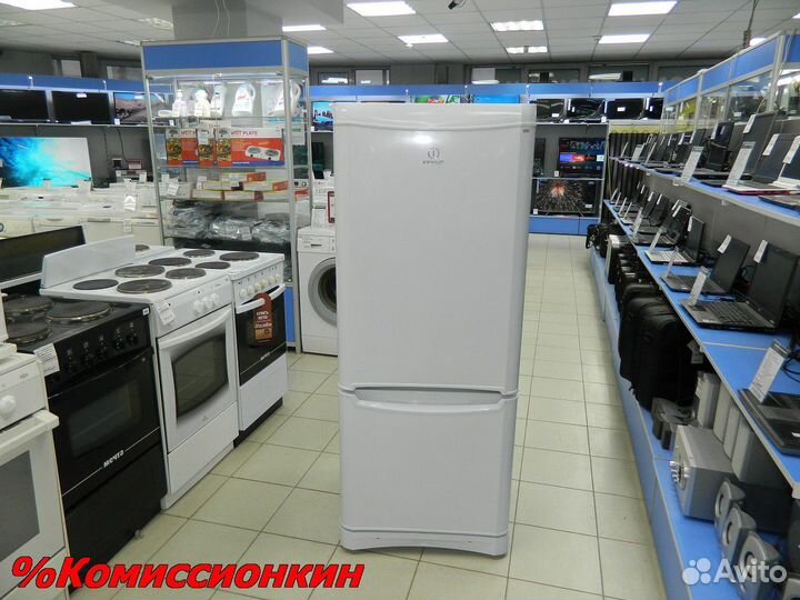 Холодильник Indesit