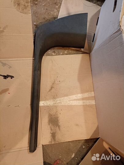 Обшивка передней стойки правой skoda fabia