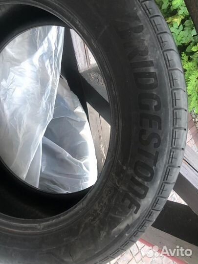 Bridgestone Alenza H/L 33 225/60 R18 104W
