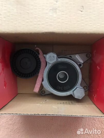 Натяжитель грм