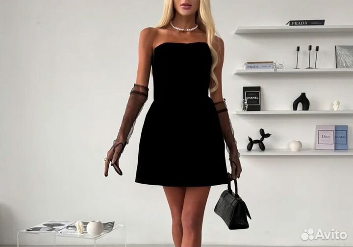 Бархатное мини платье черное