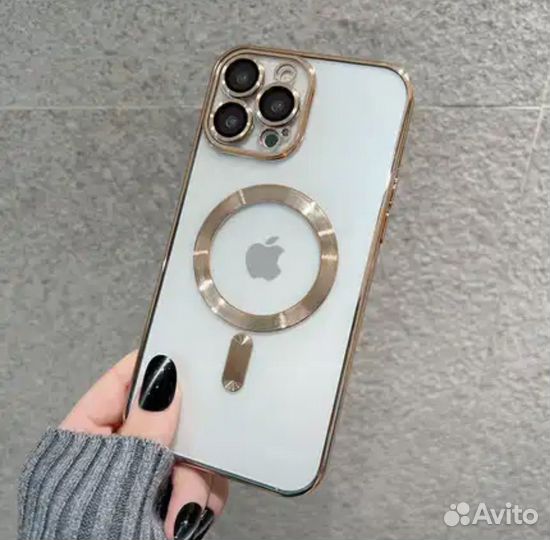 Чехол на iPhone 11