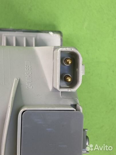 Фонарь белый противотуманный и габаритный. левый \