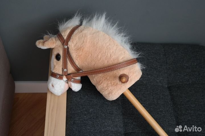 Лошадка скакун на палке со звуком