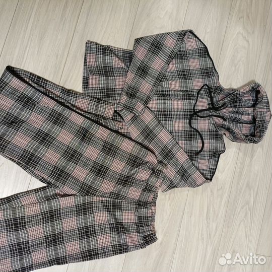 Костюм женский 42