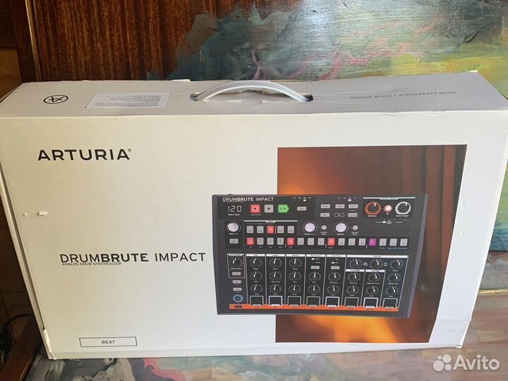 Аналоговая драм машина Arturia Drumbrute impact