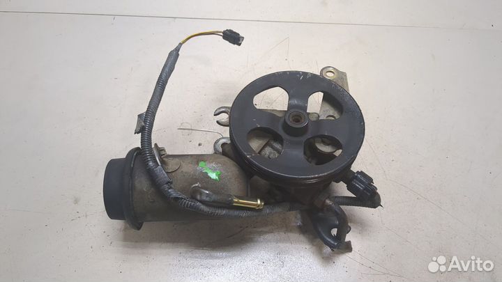 Гур Toyota Yaris, 2002