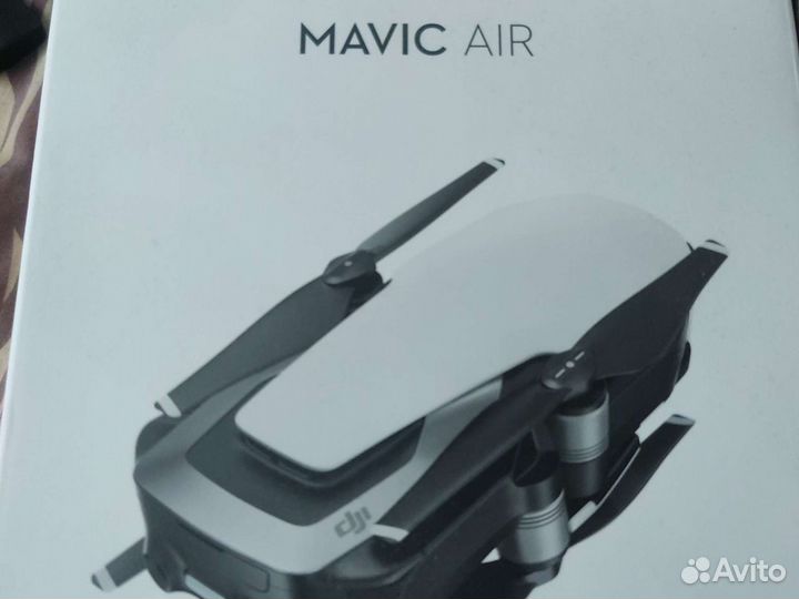 Квадрокоптер dji mavic air