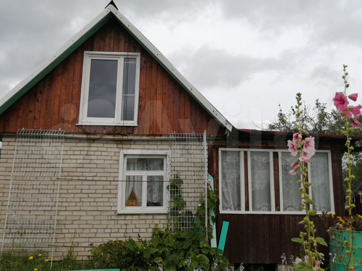 Дом 24 м² на участке 6 сот.