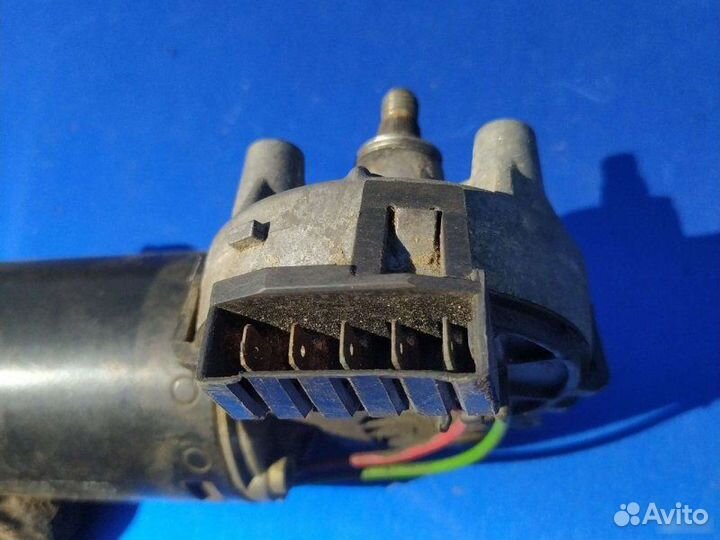 Мотор стеклоочистителя Audi А6 С4