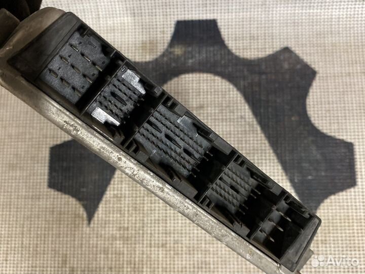 Блок управления двигателем Mercedes A6121534279