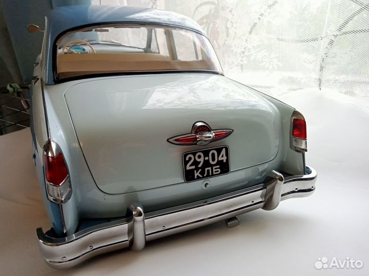 Волга газ 21 модель в масштабе 1:8