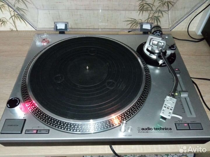 Проигрыватель винила