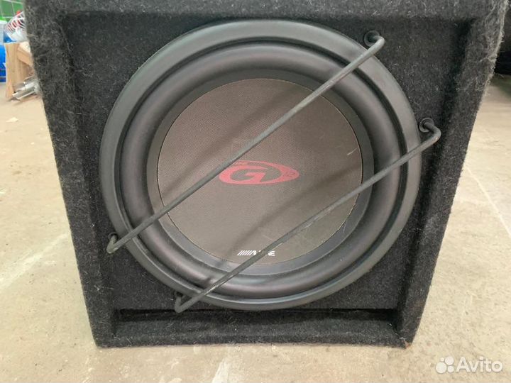 Автомобильный сабвуфер бу