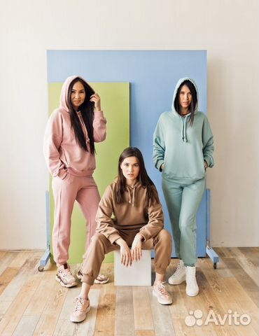 Спортивный костюм женский новый