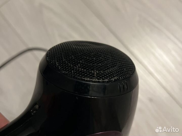 Фен Philips ThermoProtect HP8233/00