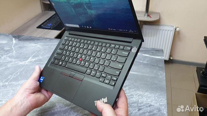 Lenovo Thinkpad (11 поколение, IPS экран, SSD )