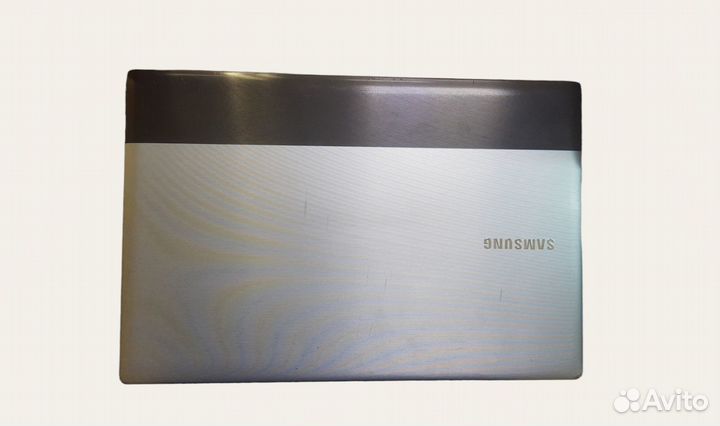 Ноутбук samsung RV520