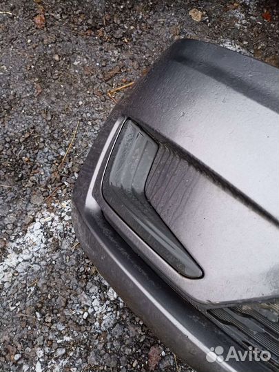 Передний бампер Kia Rio 3 оригинал